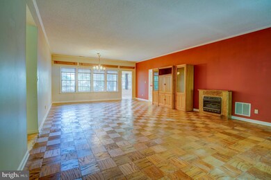 23271 Oak Crest Ln, California, MD 20619 - photo 5