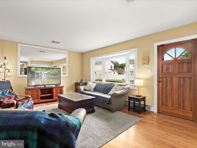 306 Elm St, Edgewater, MD 21037 - photo 2