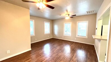 613 1/2 Oxford St unit 1, Houston, TX 77007 - photo 6