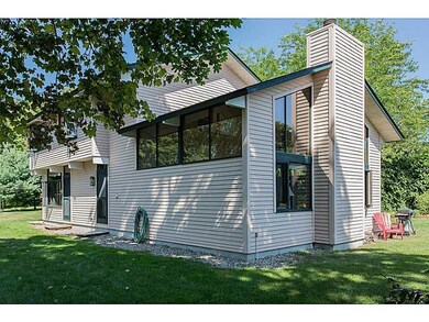 61 Rodman St, Narragansett, RI 02882 - photo 2