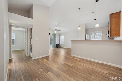 1302 Spring Creek Ln, O Fallon, MO 63368 - photo 4