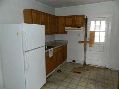 414 Goddard St, Harrodsburg, KY 40330 - photo 6