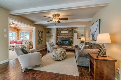 1330RidgeviewLnUp2_0001