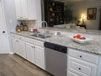 409 Crossover Dr, Pineville, LA 71360 - photo 7