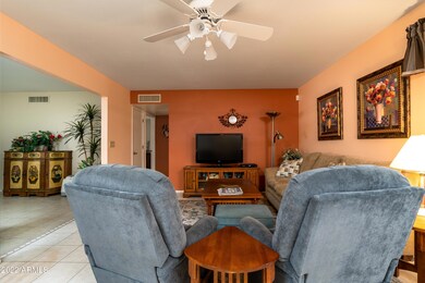 C Family Room-2