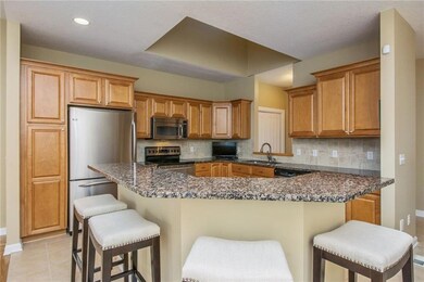 1404 NW 141st St unit 4, Clive, IA 50325 - photo 3