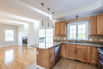 36 Laura Dr, Attleboro, MA 02703 - photo 5