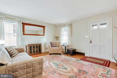 912 View St, Hagerstown, MD 21742 - photo 7