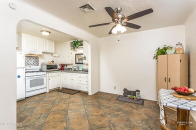 418 W 1st St, Mesa, AZ 85201 - photo 7