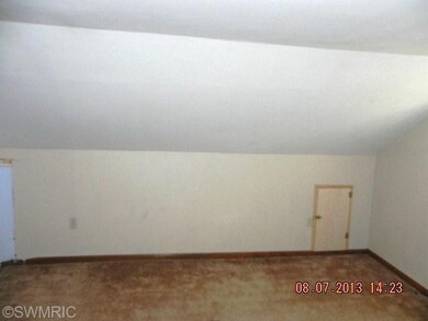 417 N Main St, Wayland, MI 49348 - photo 6