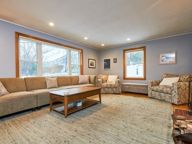 98 Cambridge Rd, Woburn, MA 01801 - photo 3