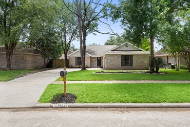 15522 Lago Villa Dr, Tomball, TX 77377 - photo 2