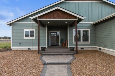 View Lane Paver Entry