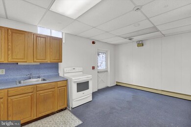 127 S 2nd St, Chambersburg, PA 17201 - photo 5