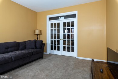 1050 Fallbrook Ln, Pottstown, PA 19464 - photo 7