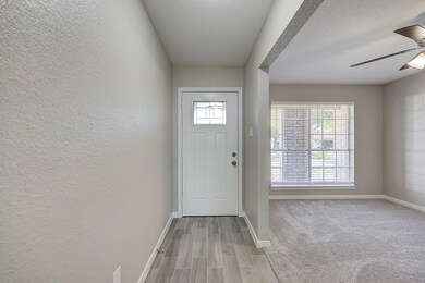 8831 Glen Shadow Dr, Houston, TX 77088 - photo 2