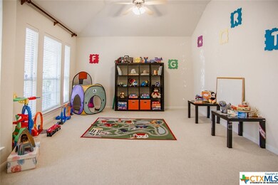 1750 N Bishop St, San Marcos, TX 78666 - photo 6