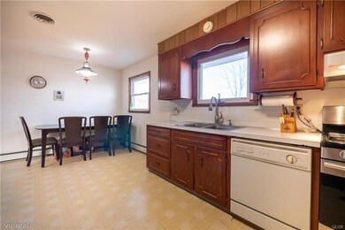 281 Race St, Bath, PA 18014 - photo 7