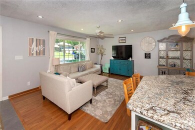 5219 Garnett St, Shawnee, KS 66203 - photo 3