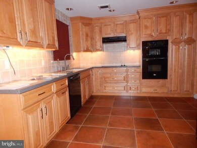 75 Powerline Rd, Boyertown, PA 19512 - photo 5