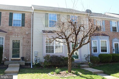 1325 Walkabout Ct, Sykesville, MD 21784 - photo 2