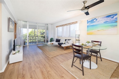 1619 Kamamalu Ave unit 301, Honolulu, HI 96813 - photo 2