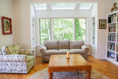 Photo Living Room View 2
