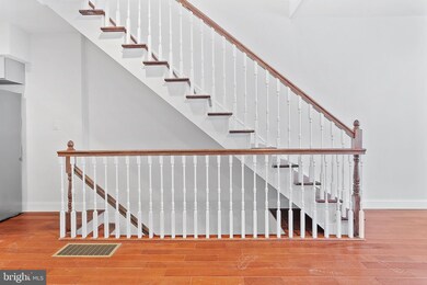 2213 Dickinson St, Philadelphia, PA 19146 - photo 5