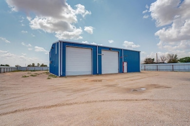 11709 County Road 6900, Lubbock, TX 79407 - photo 2