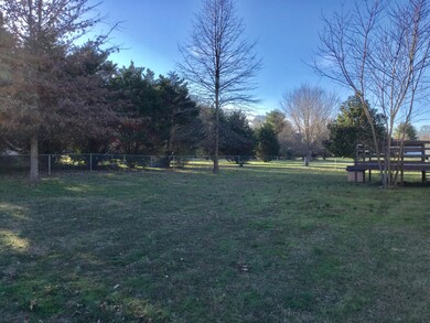 107 Oriole Cir, Shelbyville, TN 37160 - photo 2