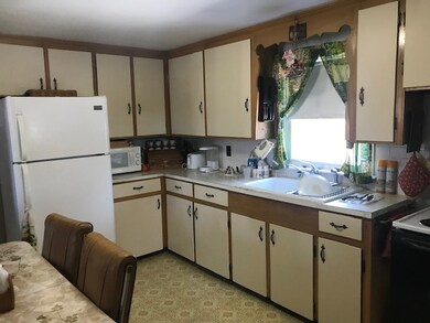 3 Ray Ct, Allenstown, NH 03275 - photo 2