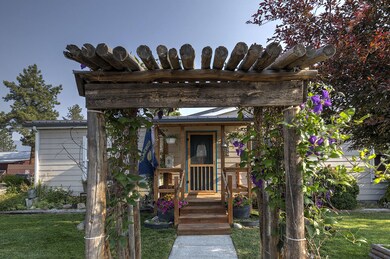 006-Exterior