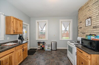 18-Main Floor Unit (1).jpg