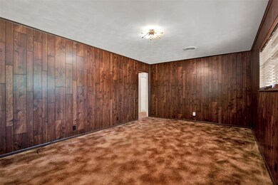 720 N Chandler Ave, Denison, TX 75020 - photo 4