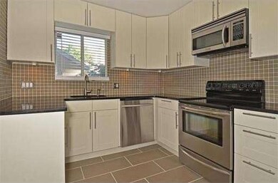 89 Centre St, Brookline, MA 02446 - photo 3