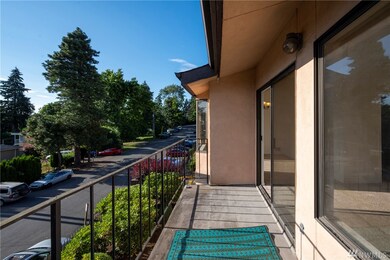 22700 28th Ave S unit 302, Des Moines, WA 98198 - photo 6