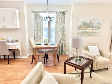 25 Gray Wolf Ln, Hendersonville, NC 28792 - photo 7