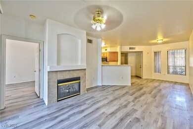 7111 S Durango Dr unit 107, Las Vegas, NV 89113 - photo 4