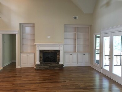 363 Carillon Ln, Macon, GA 31210 - photo 2