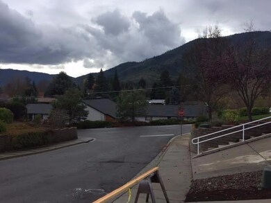 103 Vista Cir, Rogue River, OR 97537 - photo 7