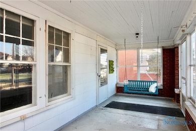 1143 Radcliffe Dr, Toledo, OH 43609 - photo 3