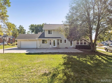 1611 Burnside Ln, Saint Charles, MO 63303 - photo 4