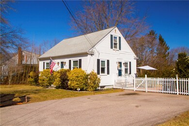 106 Hamilton St, West Warwick, RI 02893 - photo 4