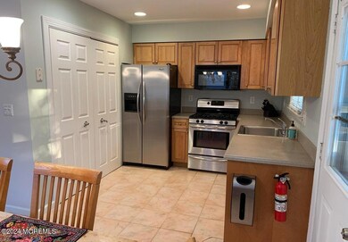 508 Asbury Ave, Ocean Gate, NJ 08740 - photo 2