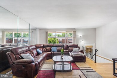 2862 Tremont St, Philadelphia, PA 19136 - photo 2