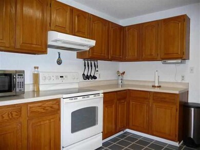 103 Kingstree Ln, Warner Robins, GA 31093 - photo 7