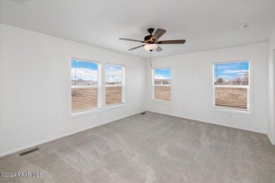 25341 N Mitchell Rd, Paulden, AZ 86334 - photo 7