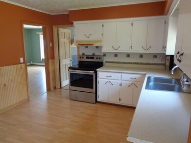 30 Alpine Dr, Millinocket, ME 04462 - photo 6