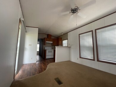 7107 Kamas Ln unit 3, Needville, TX 77461 - photo 7