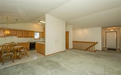 3005 Deep Woods Ct, Des Moines, IA 50320 - photo 5